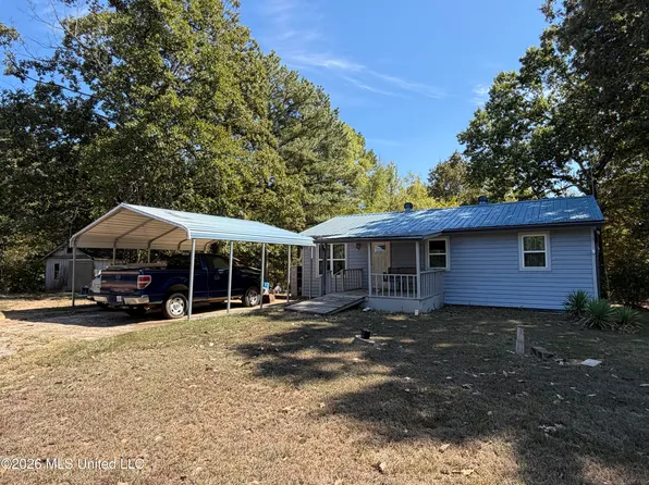 289 Saint Paul Rd, Byhalia, MS 38611