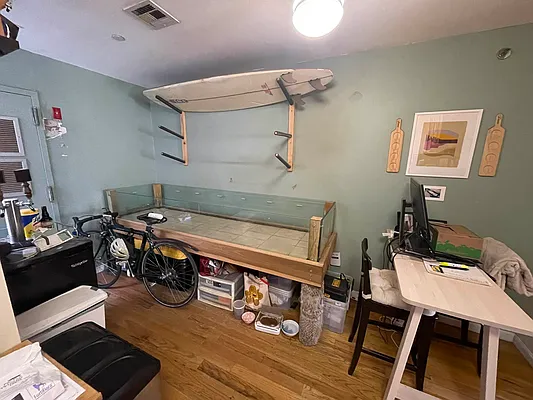 Rented by Delmark Realty LLC | media 30