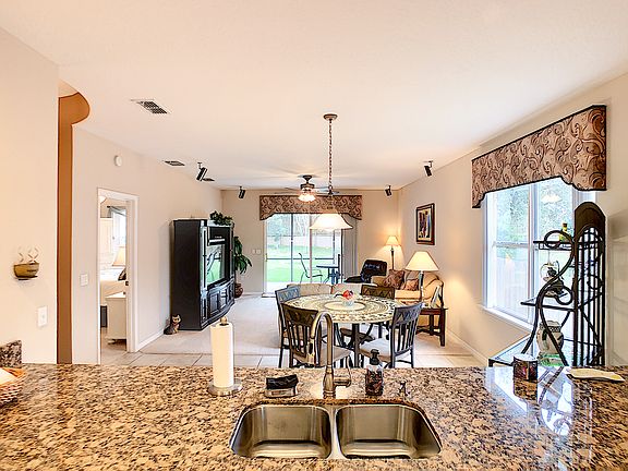4th image of 30132 Sandbunker Ln