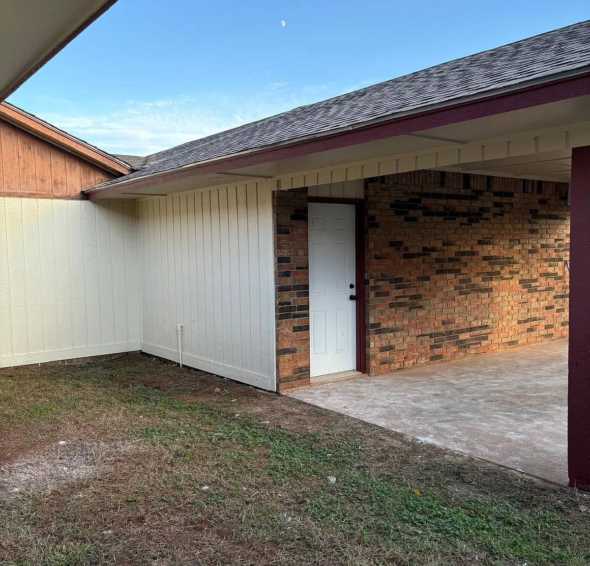 2 bed, 1263 sqft, $1,300 — Photo 2