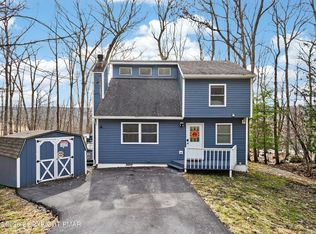 185 Salisbury Rd, Bushkill, PA 18324