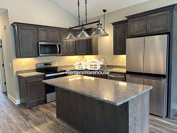 4th image of 6766 Ivy Wood Ave