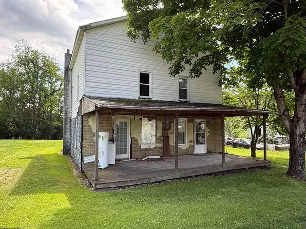 124 Perin St #1, Boyce, VA 22620