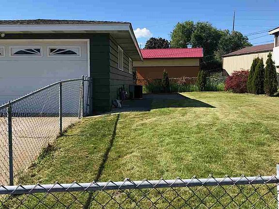 3rd image of 2207 N Buell Ct
