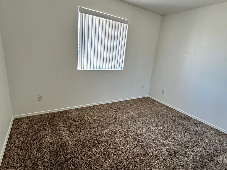 1668 Riverbelle Dr — Photo 18