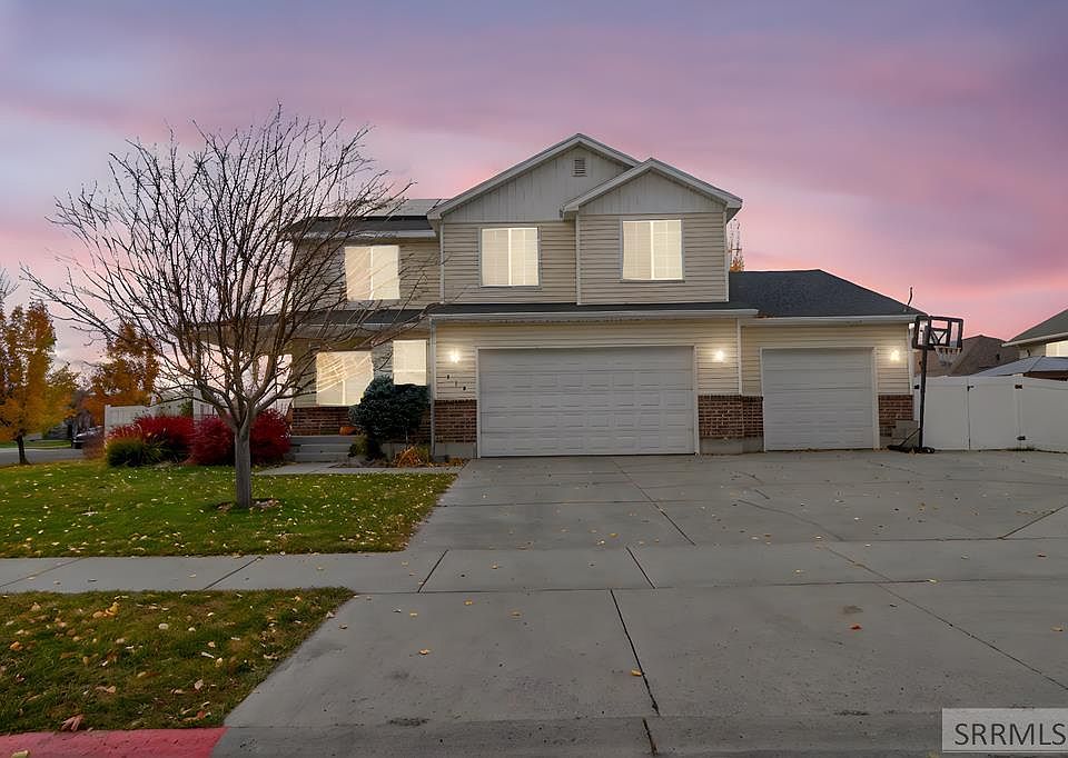 1st image of 318 Polo Dr