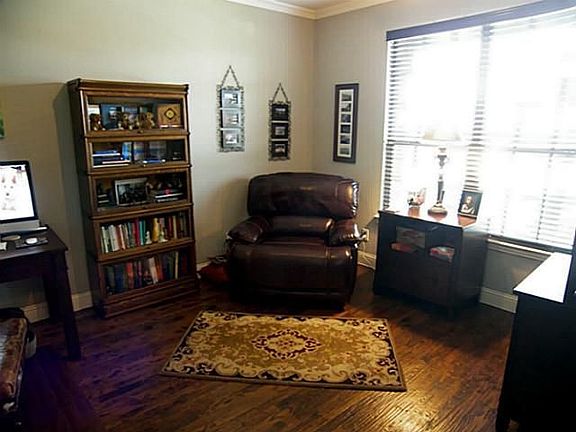 3rd image of 6929 Bobwhite Dr