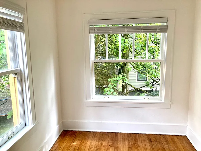 2134 NW Flanders St — Photo 25