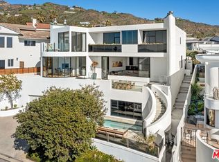 31550 Victoria Point Rd, Malibu, CA 90265