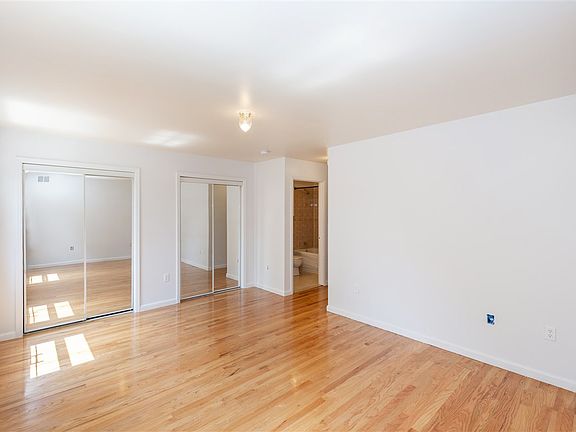 5th image of 79 Clinton Ave #2