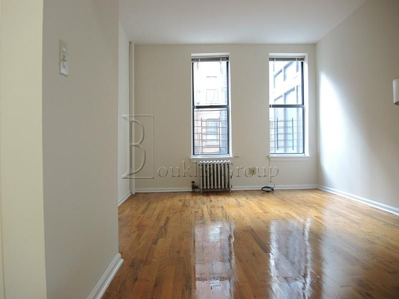 1st image of 304 E 93rd St APT 1B