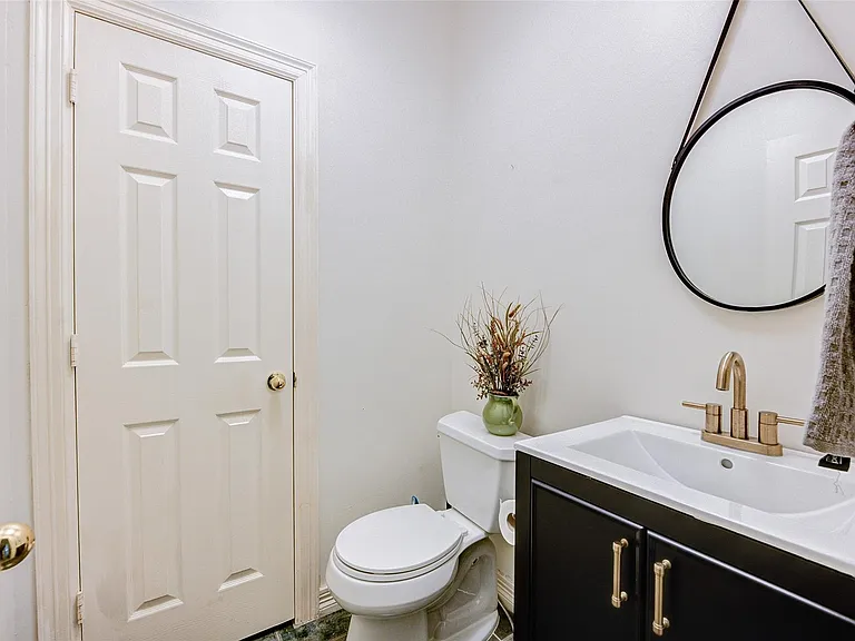 2027 Westshore Dr — Photo 31