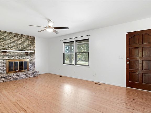 5th image of 4935 SE Tecumseh Rd