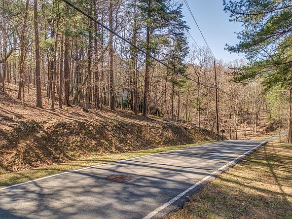 2nd image of 1822 Lake Arrowhead Dr