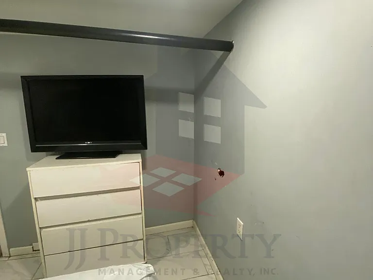 139 Early St — Photo 11