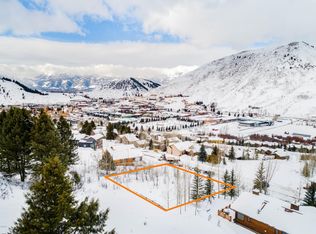 723 Rodeo Dr, Jackson, WY 83001
