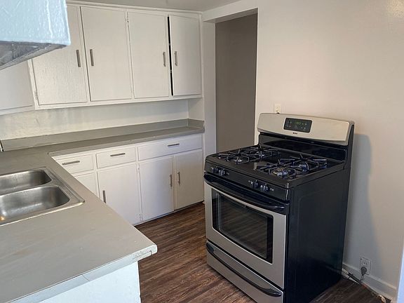 5th image of 415-417 Oak St #1