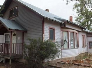 720 N Main St, Latah, WA 99018