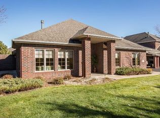 255 W Canyon Dr, Hudson, WI 54016