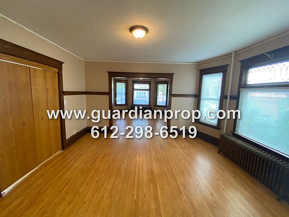 2nd image of 709-711 Jessamine Ave E