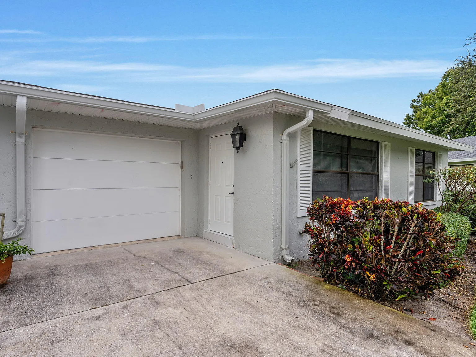 2 bed, 2.0 bath, 1404 sqft, $2,600 — Photo 3