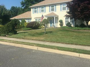 60 Bampton Pl, West Long Branch, NJ 07764