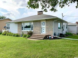 1229 8th Ave, Fulton, IL
