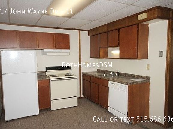 5th image of 517 N John Wayne Dr #11