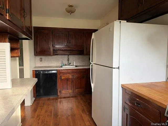 3 bed, 1.0 bath, 1164 sqft, $3,950 — Photo 4