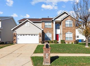 39 Rivermeadows Dr, Florissant, MO 63031