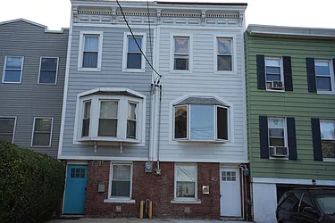 40 Van Reypen Street