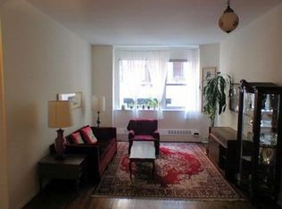 176 Broadway, Shirley, NY 11967