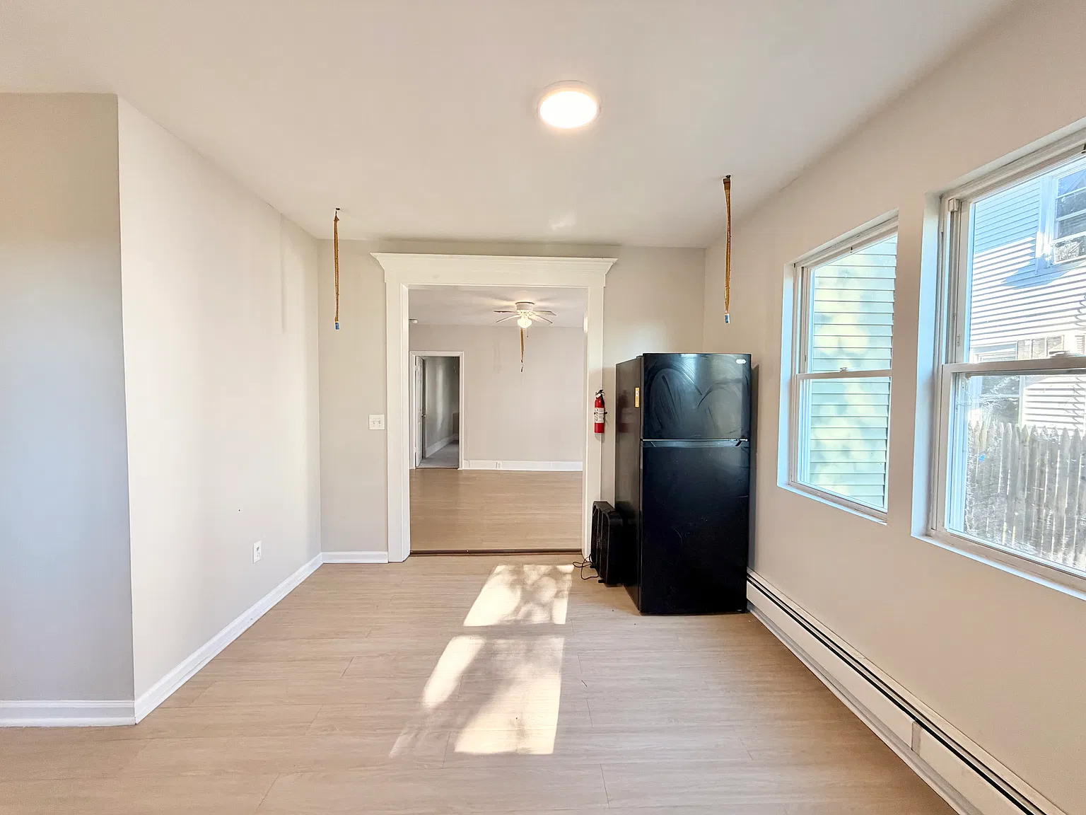 3 bed, 1.5 bath, $1,795 — Photo 2