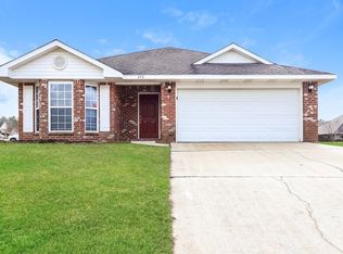 254 Ivy Hills Cir, Calera, AL 35040