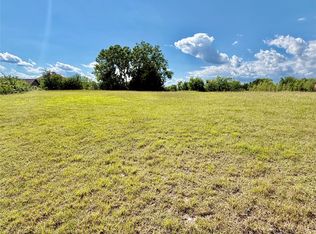 12 Monarch Dr, Denison, TX 75020