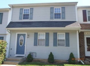 207 Flamingo Dr, Newark, DE 19702