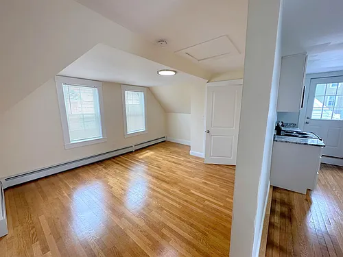 110 Hudson St #1 Photo 1