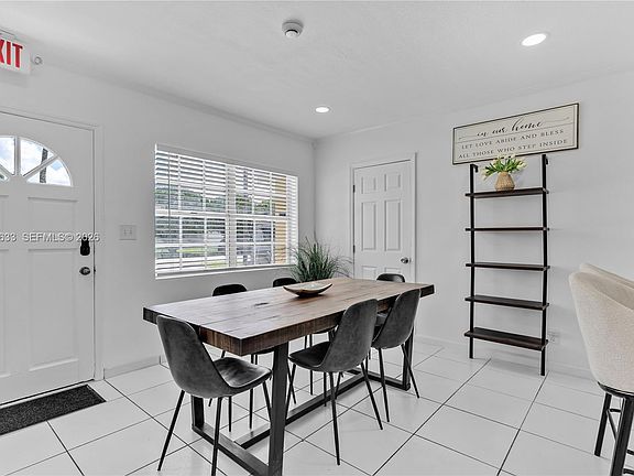 3rd image of 6445 SW 22nd Ct
