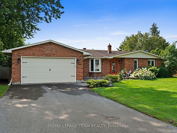 4th image of 1282 Fairway Dr