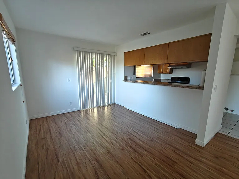 3619 Armour Ave #1 — Photo 8