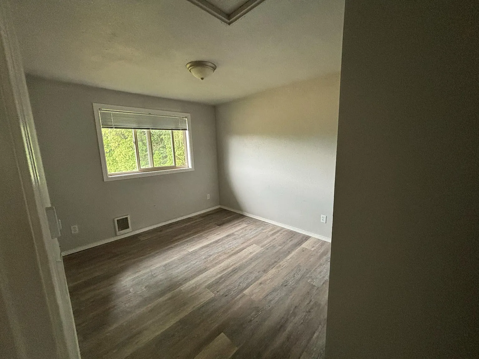 2 bed, 768 sqft, $1,850 — Photo 3
