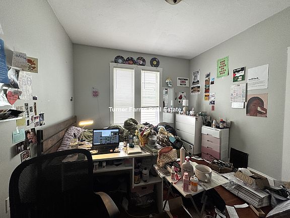 3rd image of 1085 Dorchester Ave #2C
