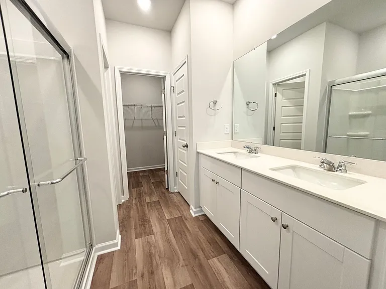 1033 Arborwood Dr SW — Photo 25