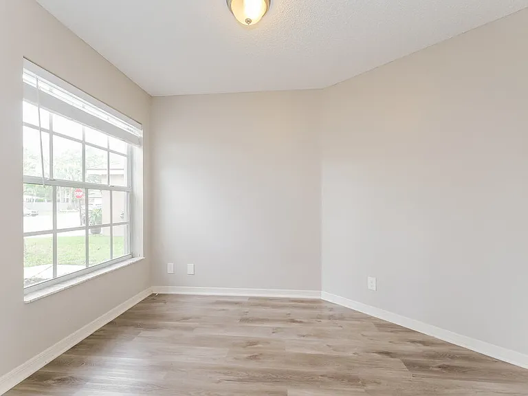180 Heatherwood Dr — Photo 12