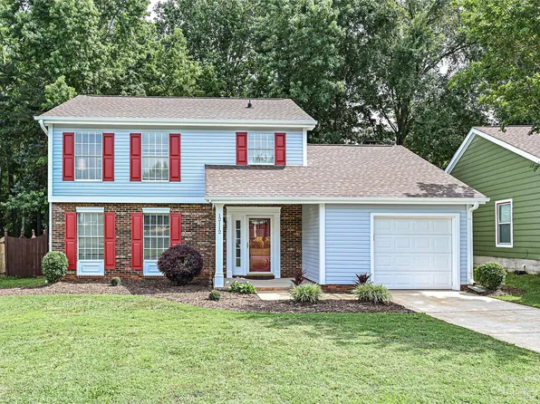 12112 Dolomite Dr, Pineville, NC 28134