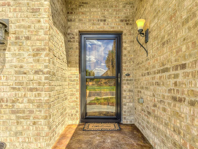 11804 Volterra Way — Photo 33