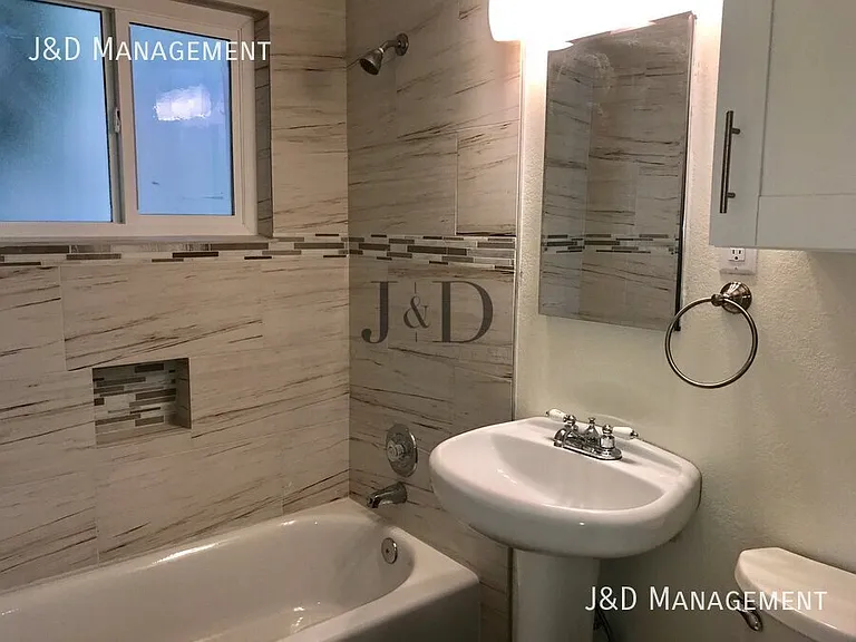2838 Keats St #2B-A — Photo 4