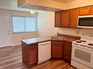 1222 Frank Ave, Jeannette, PA 15644