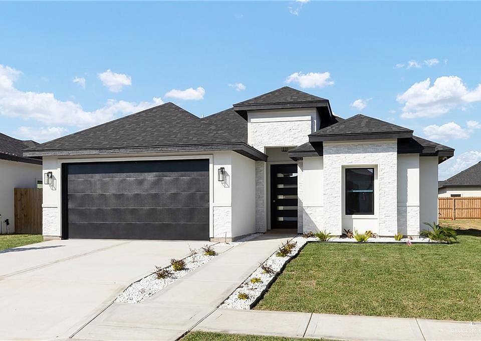 1st image of 1806 Sophia Dr