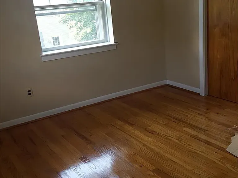 340 N Prince St #6 — Photo 4